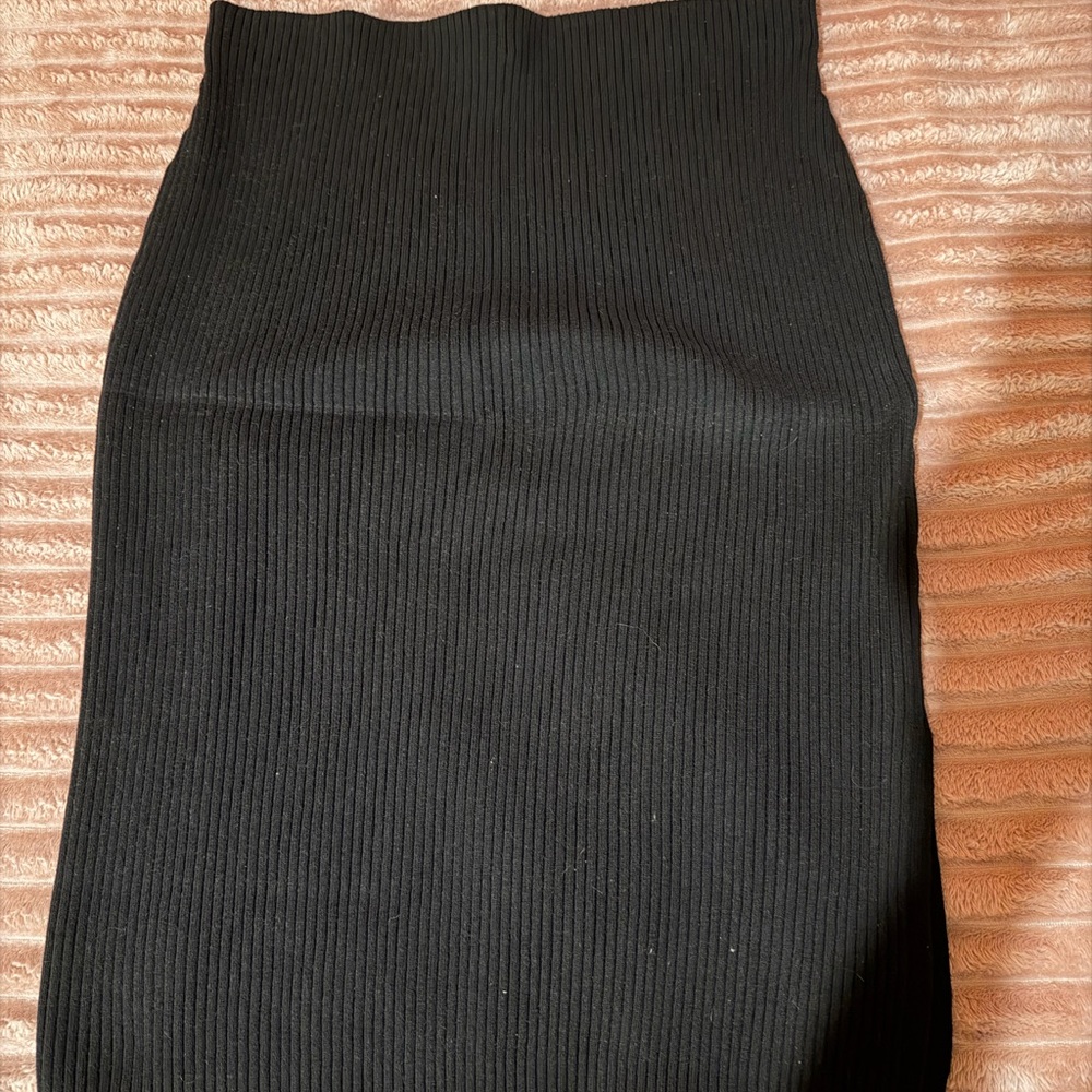 Old Navy Black Ribbed Midi Skirt